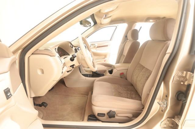 Photo of 2004 Sandstone Metallic Chevrolet Impala