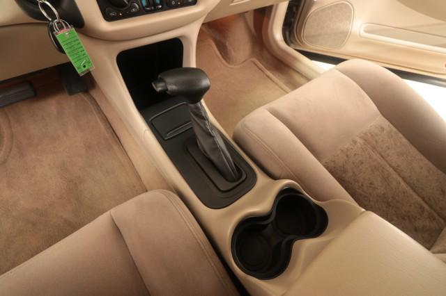 Photo of 2004 Sandstone Metallic Chevrolet Impala