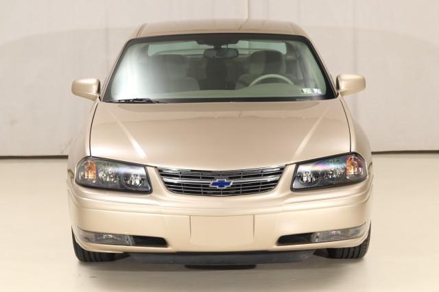 Photo of 2004 Sandstone Metallic Chevrolet Impala