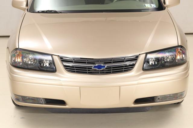 Photo of 2004 Sandstone Metallic Chevrolet Impala