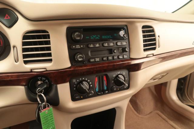 Photo of 2004 Sandstone Metallic Chevrolet Impala