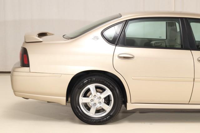 Photo of 2004 Sandstone Metallic Chevrolet Impala