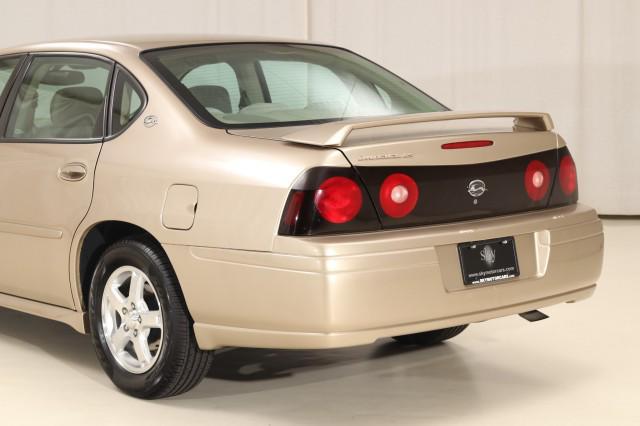 Photo of 2004 Sandstone Metallic Chevrolet Impala