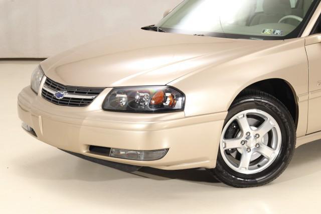 Photo of 2004 Sandstone Metallic Chevrolet Impala