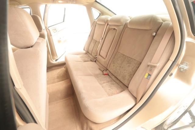 Photo of 2004 Sandstone Metallic Chevrolet Impala