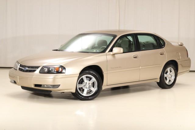 Photo of 2004 Sandstone Metallic Chevrolet Impala