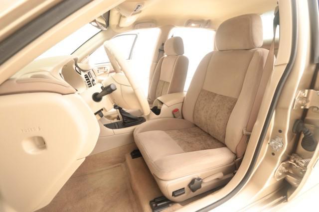 Photo of 2004 Sandstone Metallic Chevrolet Impala