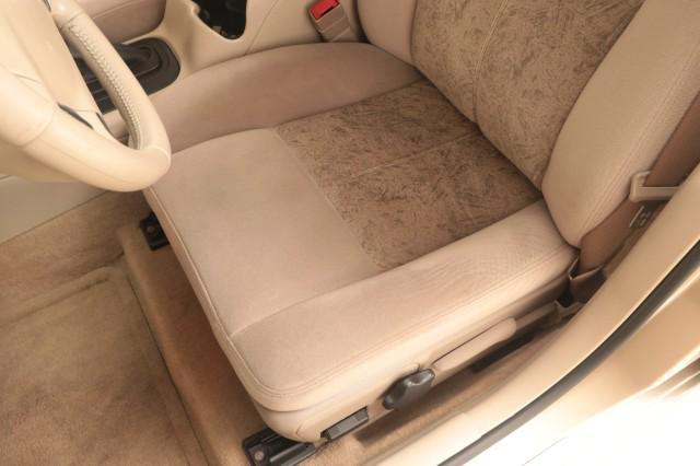 Photo of 2004 Sandstone Metallic Chevrolet Impala
