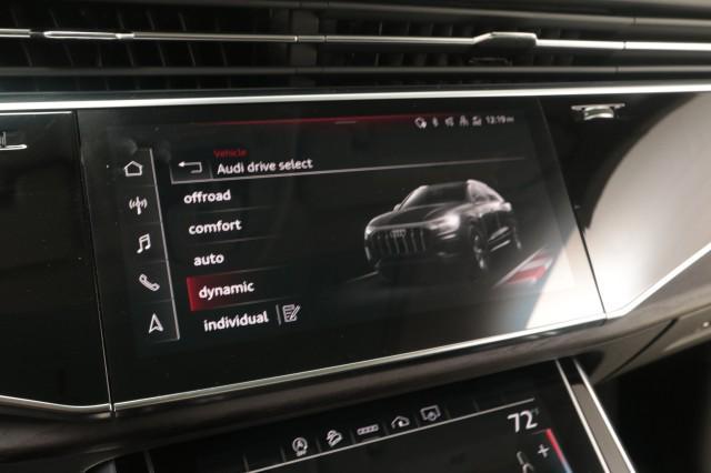 Photo of 2023 Glacier White Metallic Audi Q8