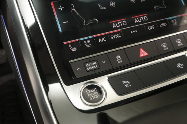 Photo of 2023 Glacier White Metallic Audi Q8