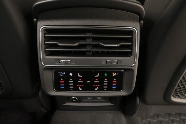 Photo of 2023 Glacier White Metallic Audi Q8