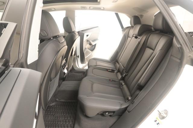 Photo of 2023 Glacier White Metallic Audi Q8