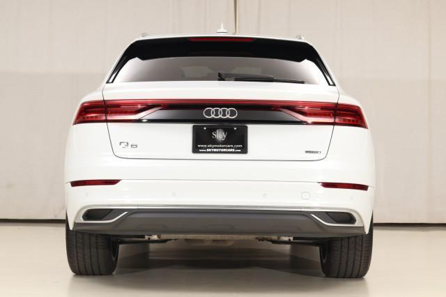 Photo of 2023 Glacier White Metallic Audi Q8