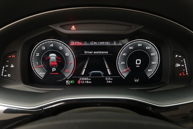 Photo of 2023 Glacier White Metallic Audi Q8