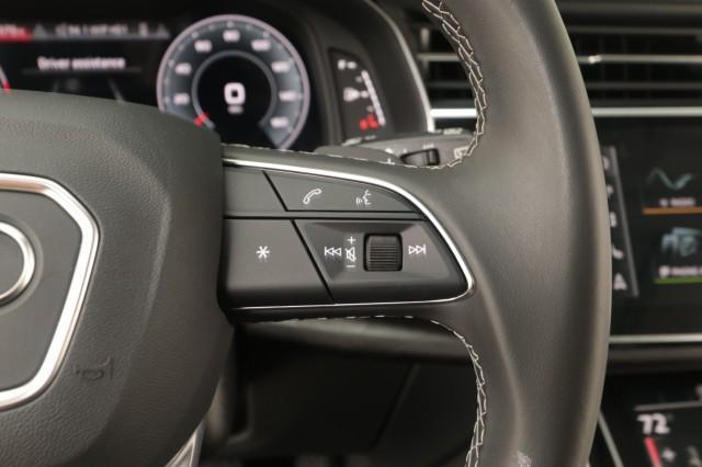 Photo of 2023 Glacier White Metallic Audi Q8