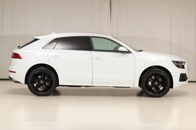 Photo of 2023 Glacier White Metallic Audi Q8