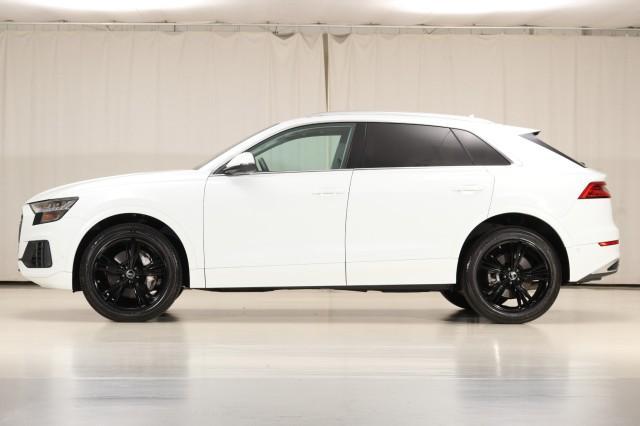 Photo of 2023 Glacier White Metallic Audi Q8