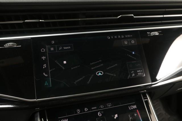 Photo of 2023 Waitomo Blue Metallic Audi Q8