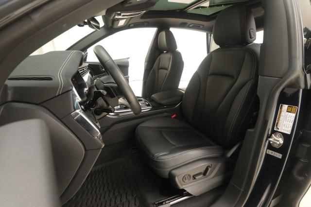 Photo of 2023 Waitomo Blue Metallic Audi Q8