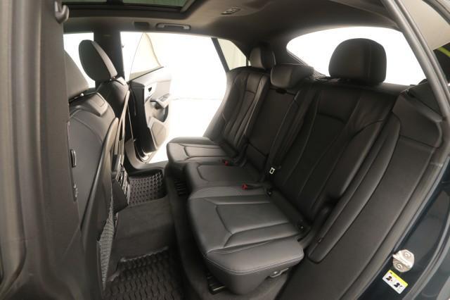 Photo of 2023 Waitomo Blue Metallic Audi Q8