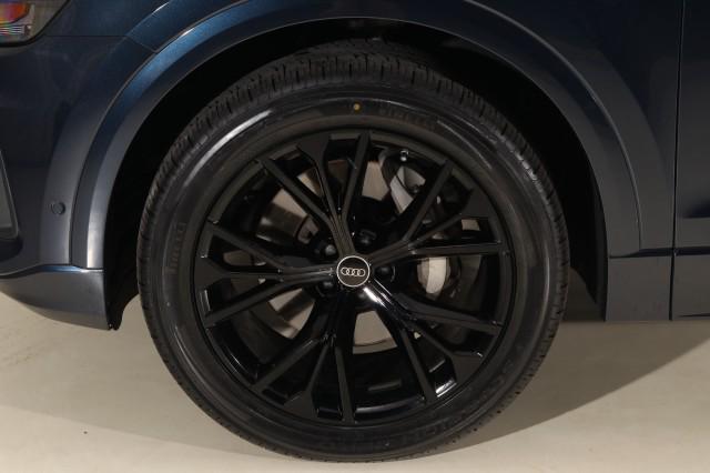 Photo of 2023 Waitomo Blue Metallic Audi Q8