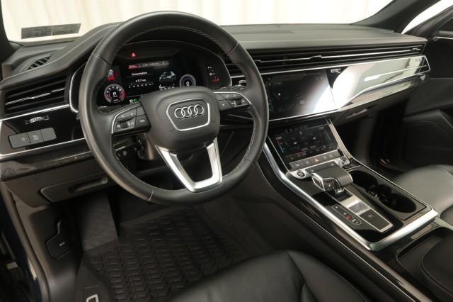 Photo of 2023 Waitomo Blue Metallic Audi Q8
