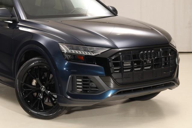 Photo of 2023 Waitomo Blue Metallic Audi Q8