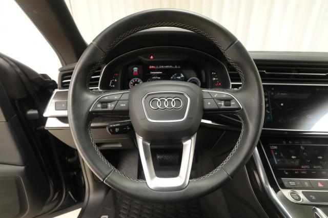Photo of 2023 Waitomo Blue Metallic Audi Q8