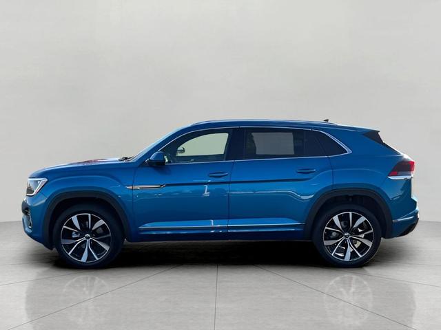 Photo of 2025 KINGFISHER BLUE Volkswagen Atlas Cross Sport