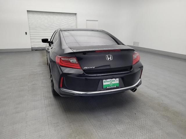 Photo of 2016 Crystal Black Pearl Honda Accord
