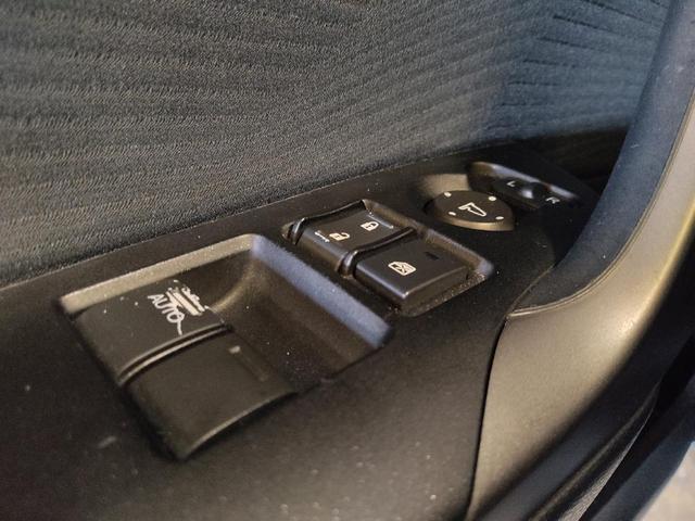 Photo of 2016 Crystal Black Pearl Honda Accord