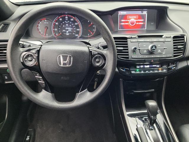Photo of 2016 Crystal Black Pearl Honda Accord