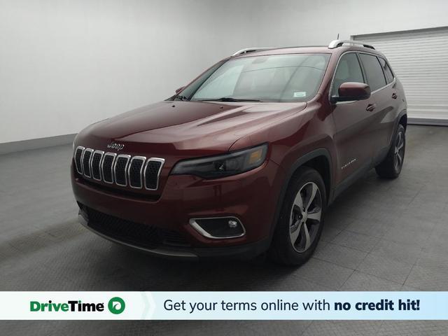Photo of 2019 Velvet Red Pearlcoat Jeep Cherokee