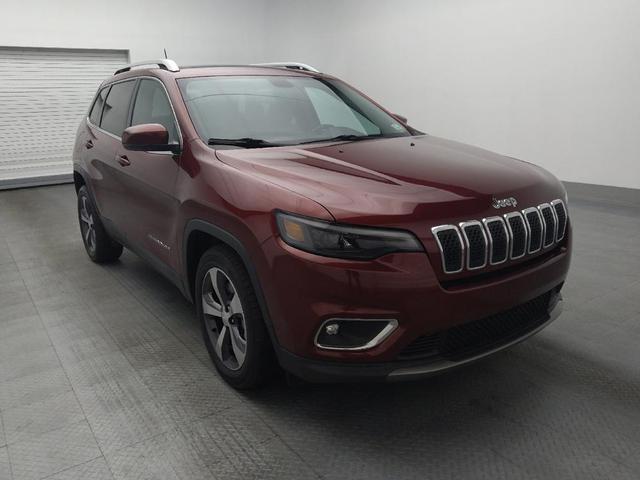 Photo of 2019 Velvet Red Pearlcoat Jeep Cherokee