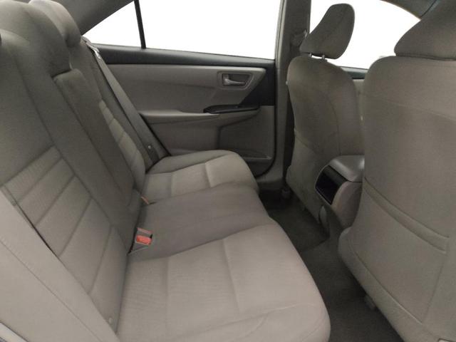 Photo of 2017 Super White Toyota Camry