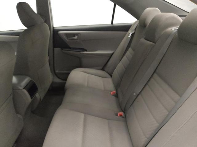 Photo of 2017 Super White Toyota Camry