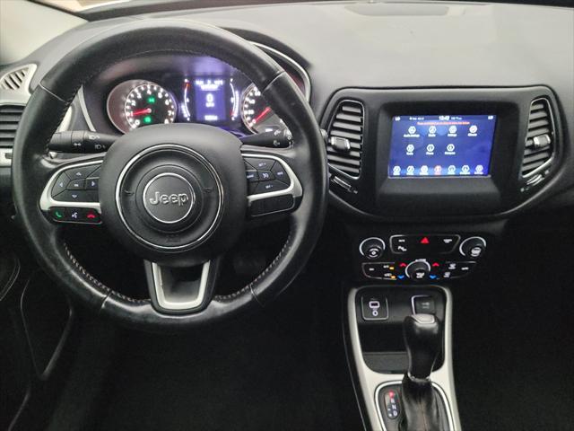 Photo of 2019 White Clearcoat Jeep Compass