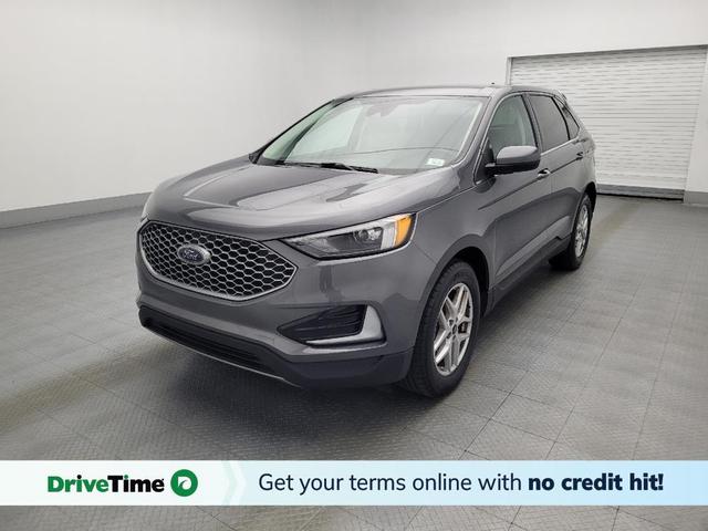 Photo of 2024 Carbonized Gray Metallic Ford Edge
