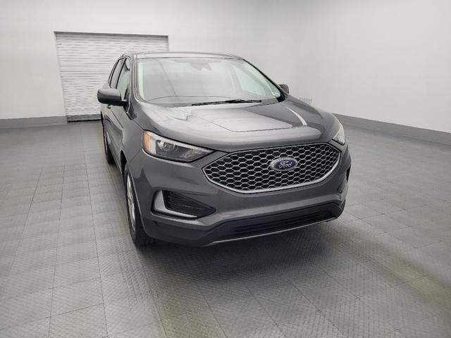 Photo of 2024 Carbonized Gray Metallic Ford Edge