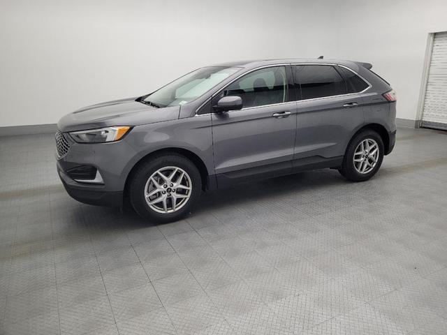 Photo of 2024 Carbonized Gray Metallic Ford Edge