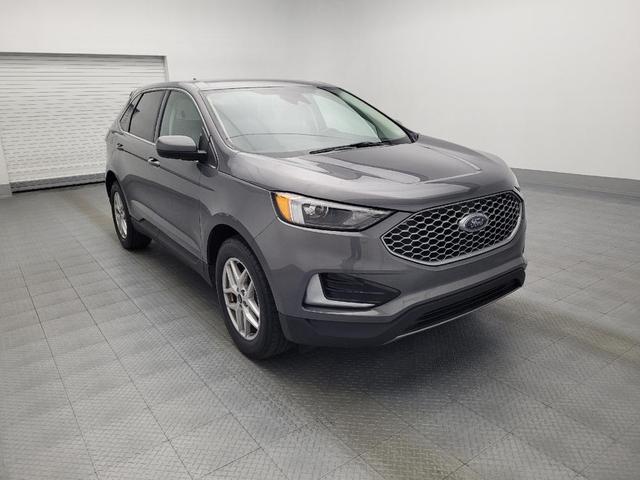 Photo of 2024 Carbonized Gray Metallic Ford Edge