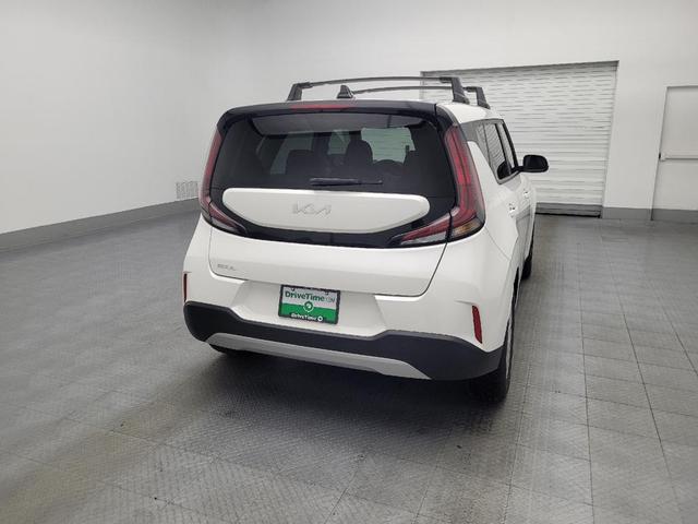 Photo of 2023 Snow White Pearl Kia Soul