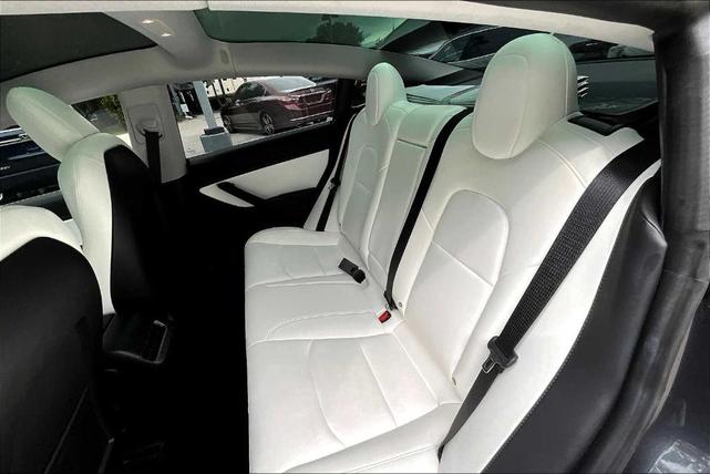 Photo of 2018 Pearl White Multi Tesla Model 3