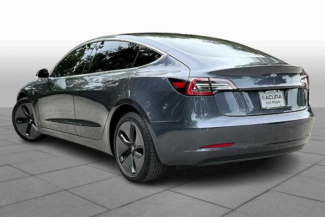 Photo of 2018 Pearl White Multi Tesla Model 3