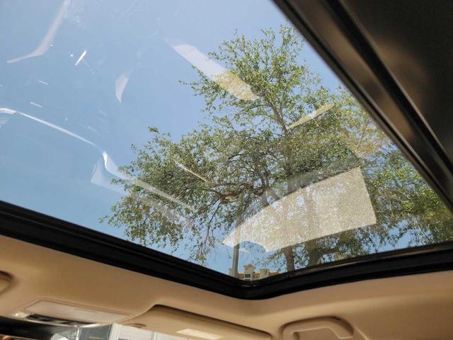 Photo of 2025 Blue Acura MDX