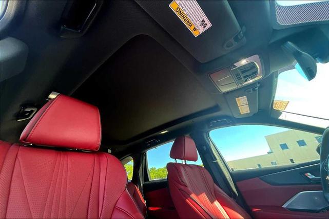 Photo of 2023 Majestic Black Pearl Acura MDX