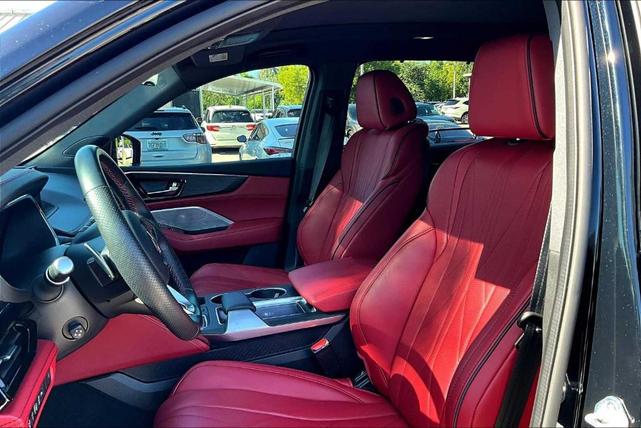 Photo of 2023 Majestic Black Pearl Acura MDX