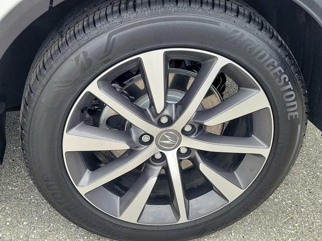 Photo of 2025 Platinum White Pearl Acura MDX