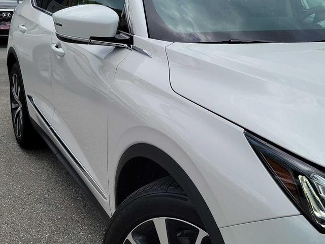 Photo of 2025 Platinum White Pearl Acura MDX