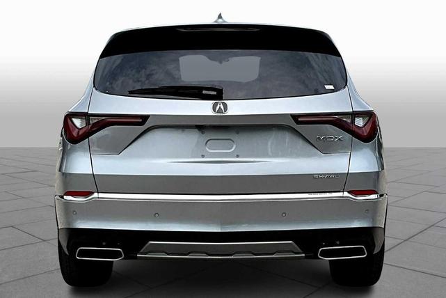 Photo of 2025 Lunar Silver Metallic Acura MDX